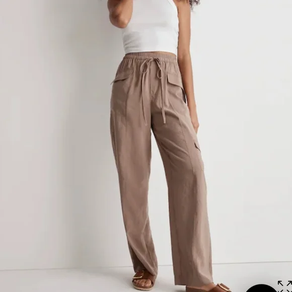 Madewell Straight Cargo Pants in Softdrape - Picture 1 of 13